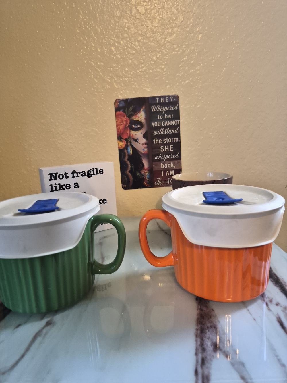 Corningware Set Of 2 Meal Mugs With Tops